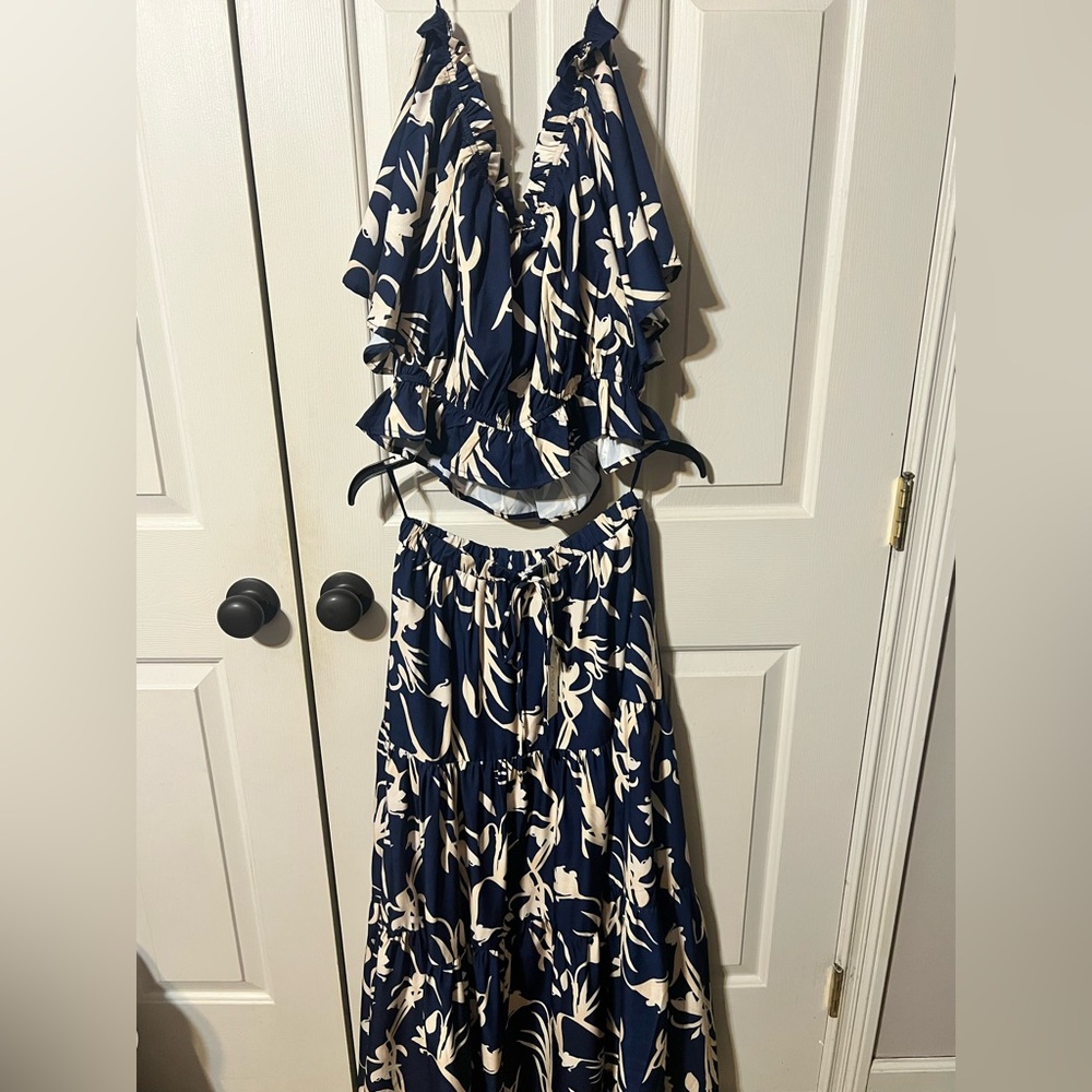 Elegant boutique Navy and White Floral Set